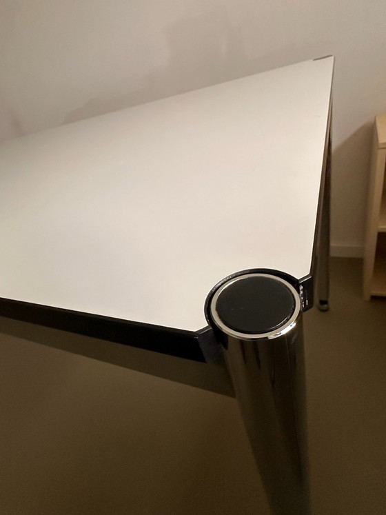 USM Haller Tisch, Esstische, Holz, Chrom, Weiß (Foto 5 von 9)