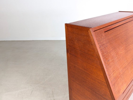 Image 1 of Secrétaire original Nils Jonsson HJN Mobler Midcentury en teck danois