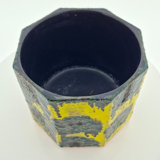 Image 1 of Maceta decagonal amarilla Marei | 20-2