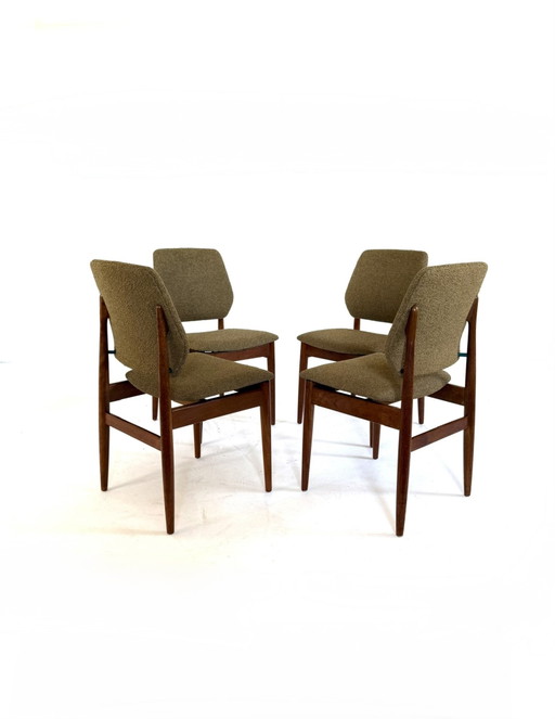 4x restaurierte Teak-Esszimmerstühle, Casala ‘60