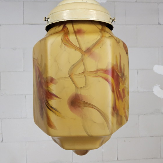 Image 1 of Suspension Art Déco ancienne en verre opalin marbré ambré