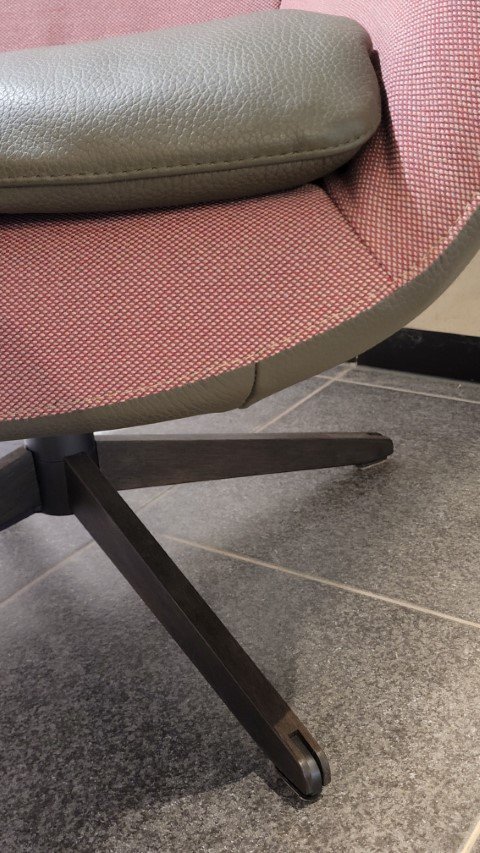 Image 1 of Pode Sparkle fauteuil met poef