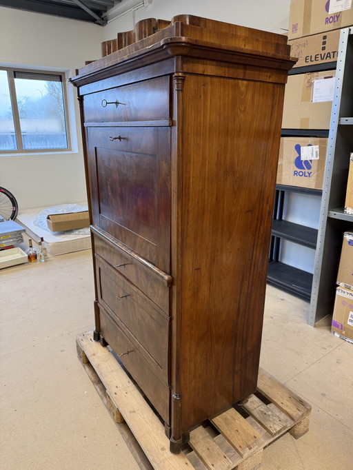 Antieke secretaire/kast