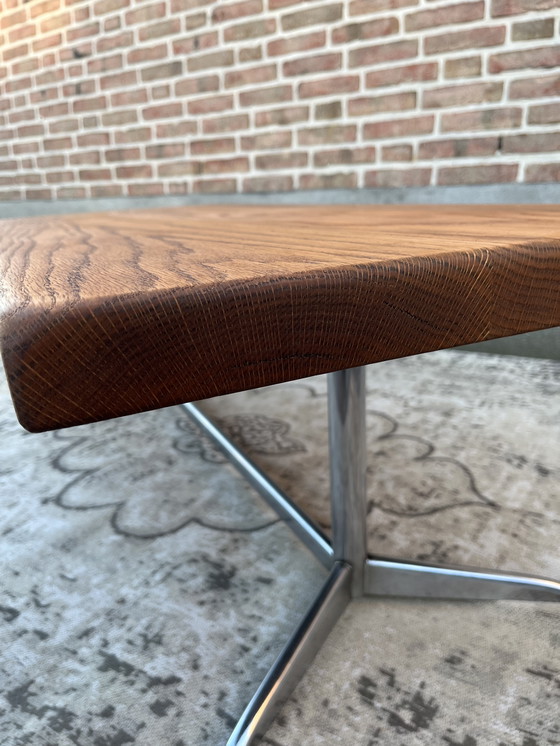 Image 1 of Tavolino da caffè vintage di metà secolo con piano in rovere massello e base cromata