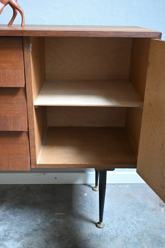 Image 1 of Teak Houten Kastje Jaren 50 Op Ranke Pootjes