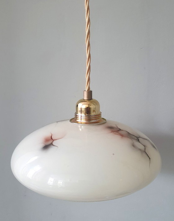 Vintage gemarmerder hanglamp - opaline glas - Art Deco – Hanglampen, Metal (photo 6 of 16)