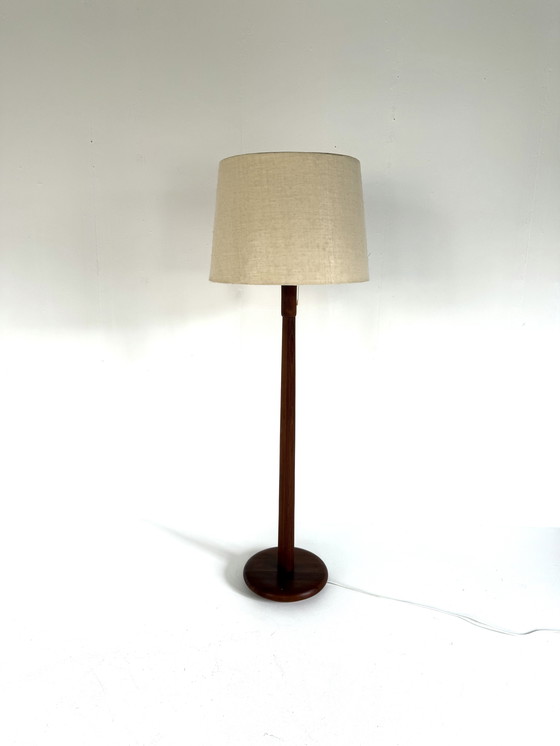 Image 1 of Lampada da terra vintage in teak, Domus '70