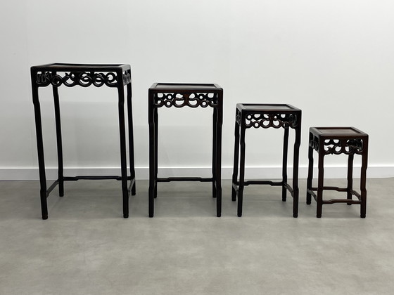 Image 1 of Chinese Huanghuali houten nest tafels circa 1900