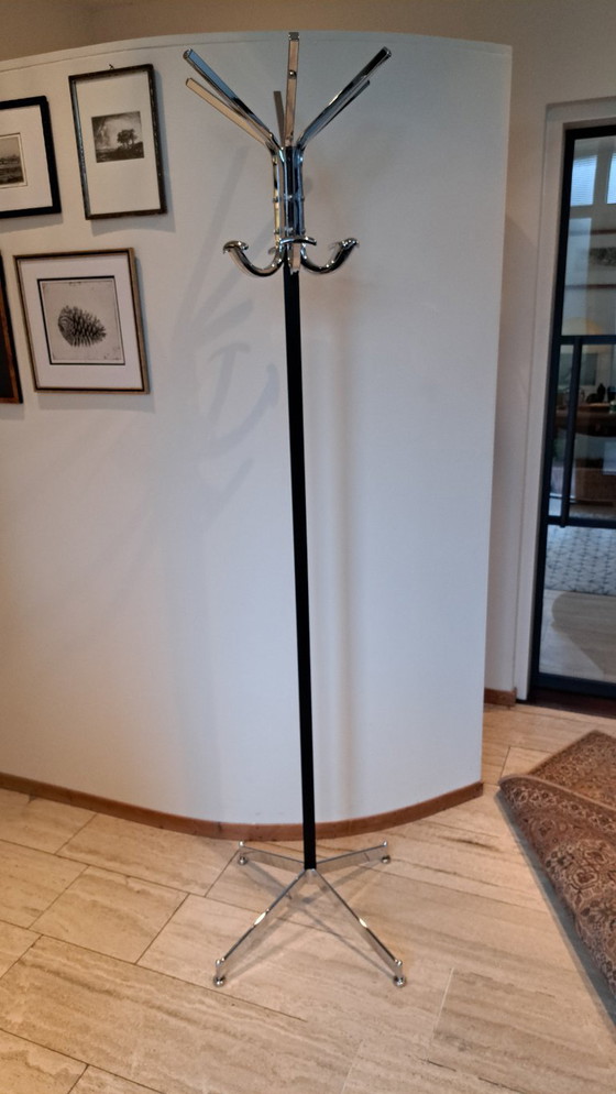 Image 1 of Appendiabiti di design, metallo cromato, anni '60, Francia