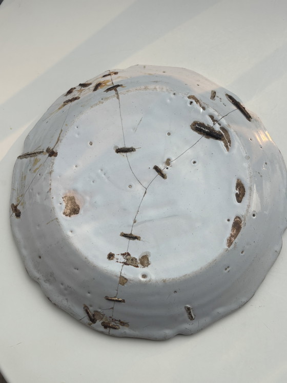 Image 1 of 2 platos antiguos del siglo XVIII