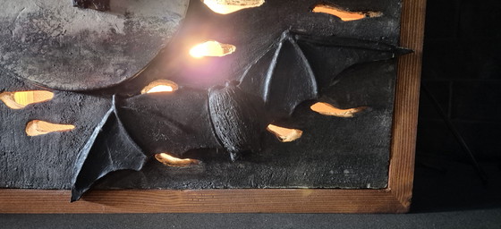 Image 1 of Luce d'atmosfera in ceramica fatta a mano con pipistrelli