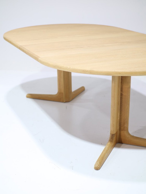 Image 1 of Extendable round dining table oak Skovby Danish vintage