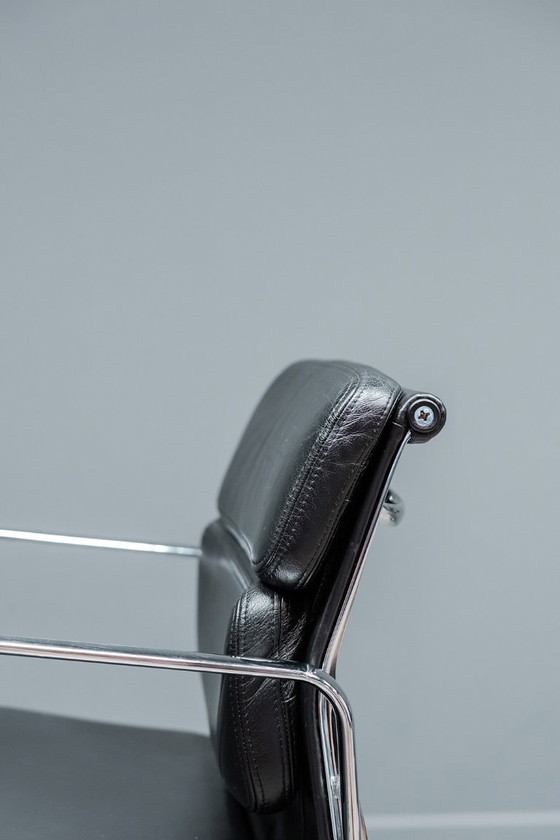 Image 1 of Chaises Eames EA208 Softpad, 15x