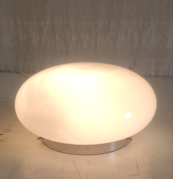 Image 1 of Lampada da soffitto o da parete con globo in vetro opalino - metà del XX secolo
