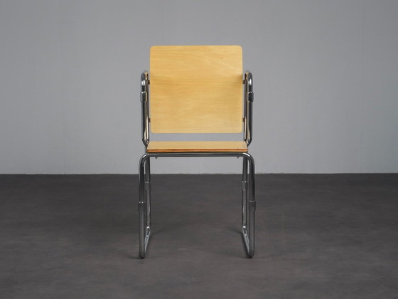 Sedia HOPMI di Gerrit Rietveld, Paesi Bassi, 2013, Edizione limitata 129/150 – Sedie da pranzo, Metal, Wood (photo 3 of 13)