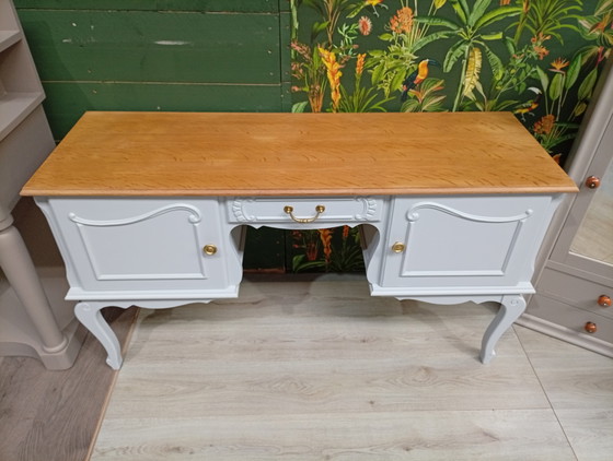 Image 1 of Schreibtisch im Queen-Anne-Stil