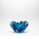 Elegante posacenere/ciotola in vetro artistico blu veneziano di Murano, risalente agli anni '60.