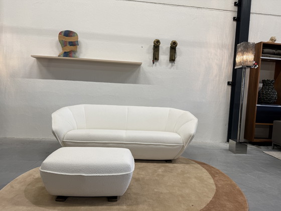 Image 1 of Canapé 3 places Pode Colla avec pouf en tissu Amelia