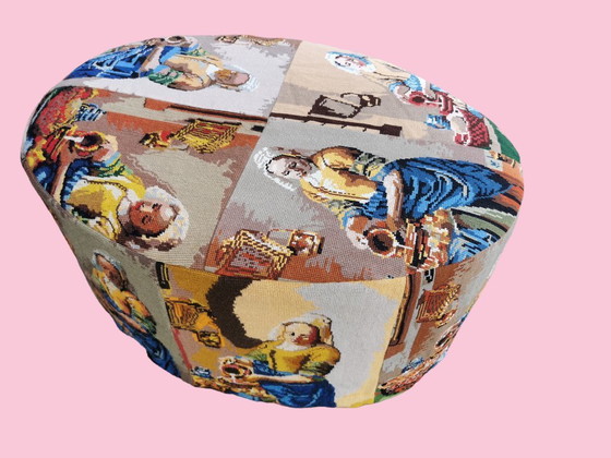 Image 1 of Cover for an oval pouf by Vermeer "Milkmaid".