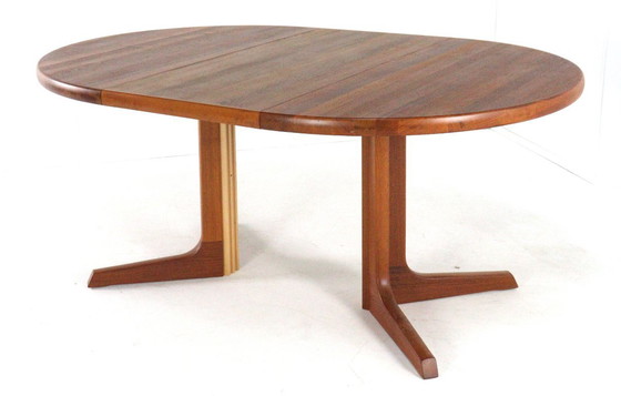 Image 1 of Gudme round 2x extendable dining table 'Slumstrup' vintage Danish design