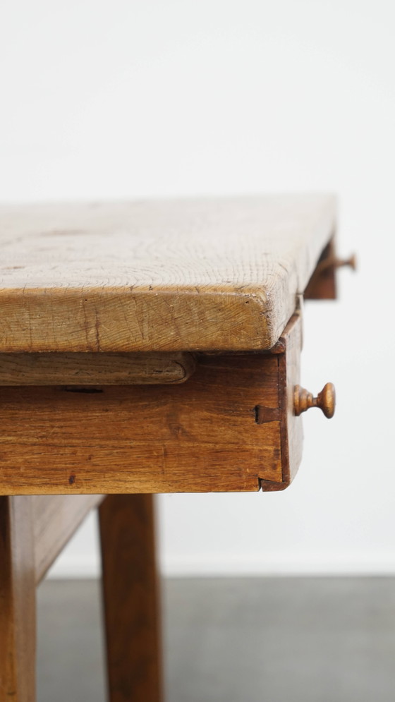 Image 1 of Vierkante Antieke Eettafel Gemaakt van Iepenhout