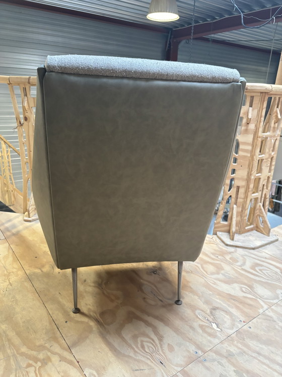 Image 1 of Gerestaureerde fauteuil in mid-century modern stijl