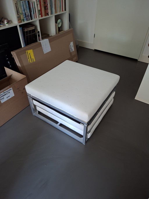 Cama de invitados de diseño FraMati