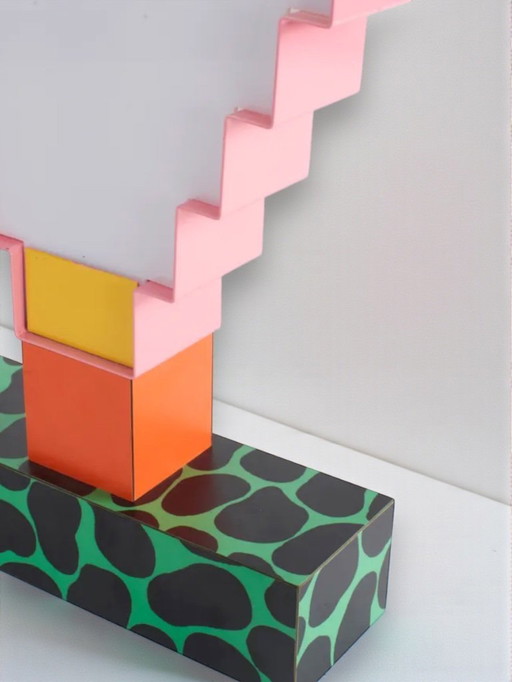 Lampada da tavolo Ruskin di George Sowden e Nathalie du Pasquier per Arc 74, 1984