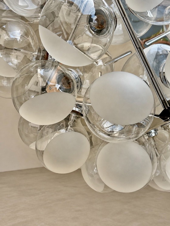 Lampada a sospensione Flos Taraxacum 88 S1 di Achille Castiglioni – Icona del design italiano (photo 6 of 10)