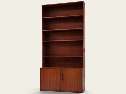 Bibliothèque du milieu du siècle