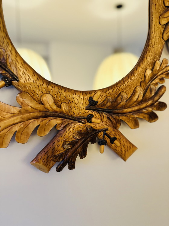 Image 1 of Grande specchio della Foresta Nera – legno intagliato a mano – anni '50/'60 – 75 cm