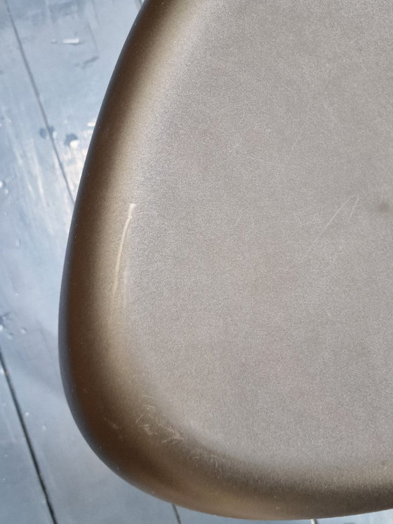 Black Elephant Stool Sori Yanagi / Vitra – Plastic (photo 5 of 10)