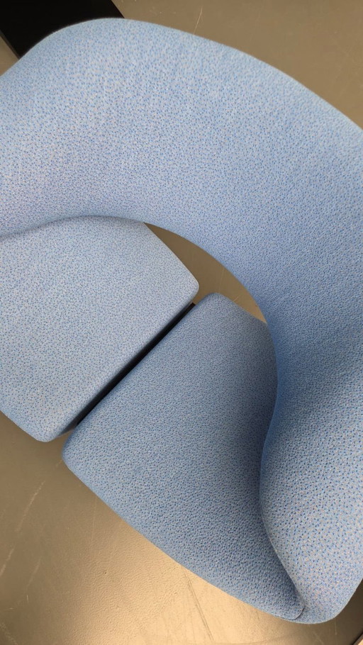 Artifort Ribbon armchair by Pierre Paulin