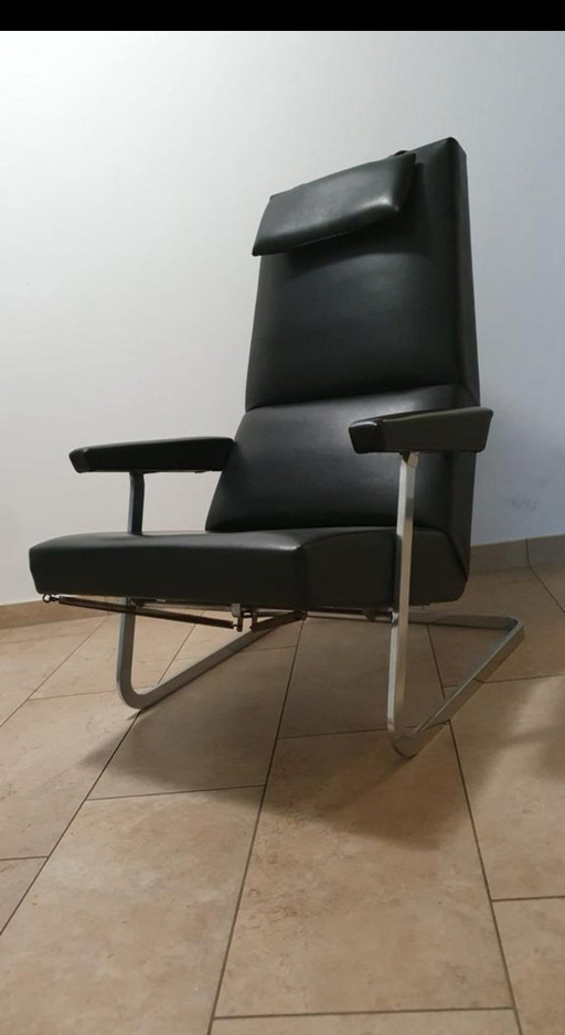 Paul Sumi chair model 251/45