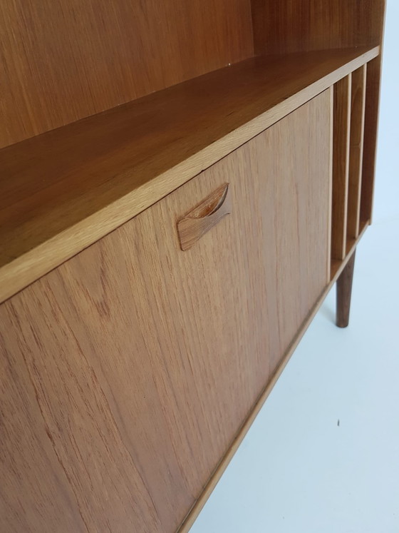Vintage Danish wall cabinet | LP cabinet teak flap – Wood (photo 14 of 14)