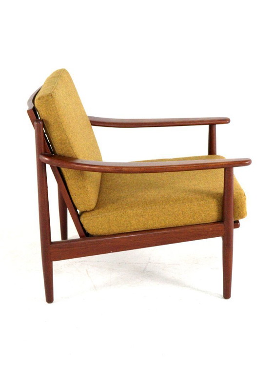 Image 1 of Vintage fauteuil  'Bamberg' nieuw gestoffeerd