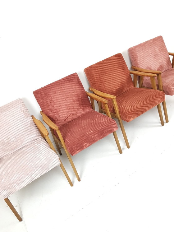 Image 1 of Set van 4 vintage fauteuils roze tinten nieuw gestoffeerd