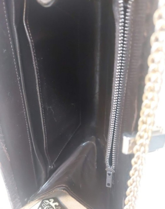 Handtasche aus hochwertigem italienischem Leder – Schultertaschen, Leather, Metal (photo 6 of 8)