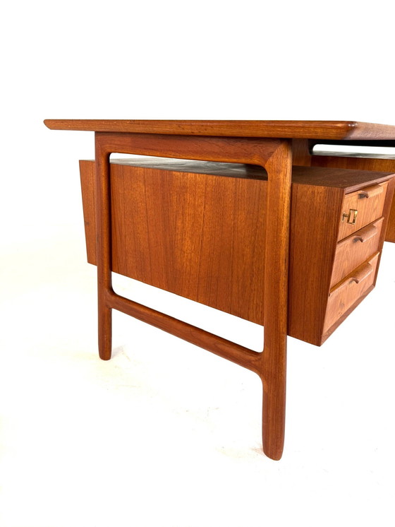 Image 1 of Scrivania vintage in teak, modello 75, Gunni Omann anni '60