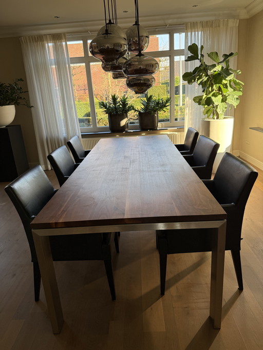 1 Bert Plantagie Eetkamertafel Met 6 Leren Stoelen