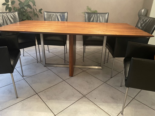 Esstisch aus amerikanischem Nussbaum