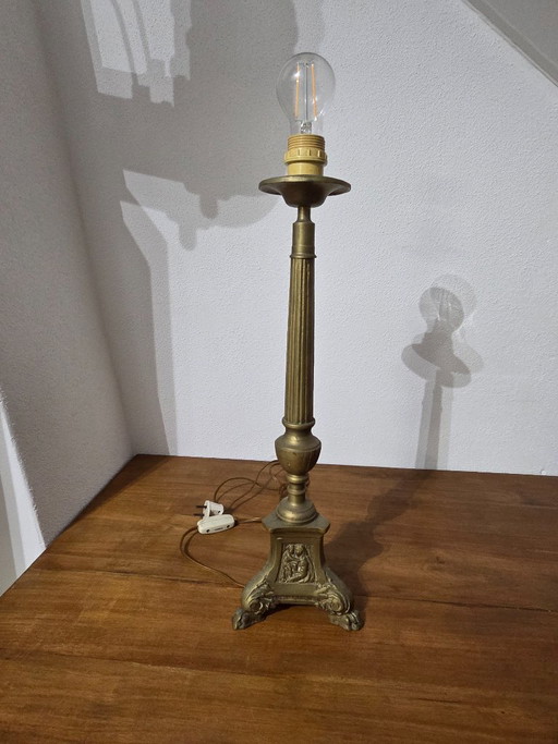 antieke kerkkandelaarlamp