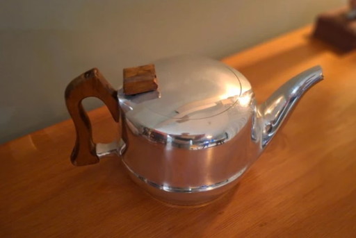 Vintage mid-century teapot Picquot Ware T6
