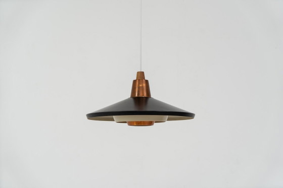 Image 1 of Striking Danish pendant light (Denmark, 1950s).
