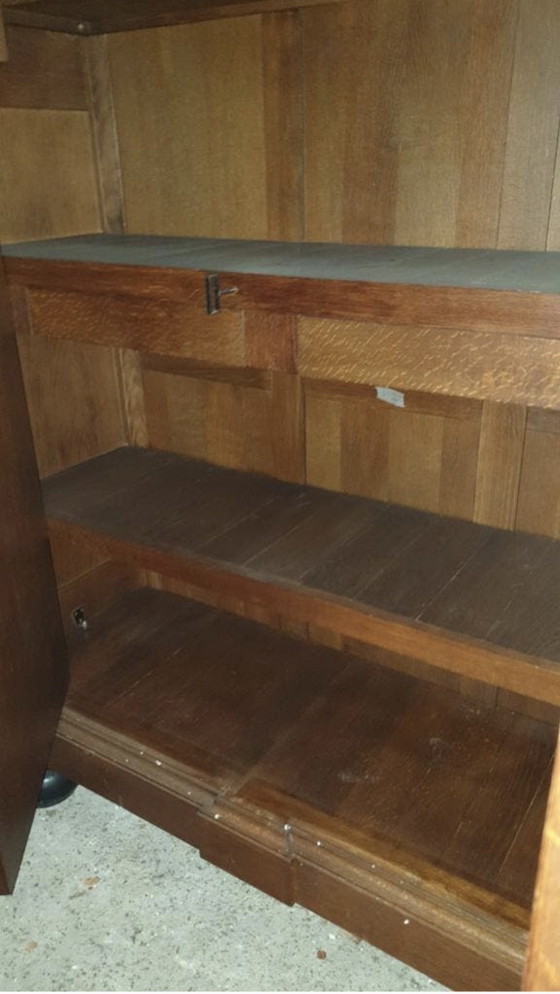 Image 1 of Elegante mueble de madera de cerezo
