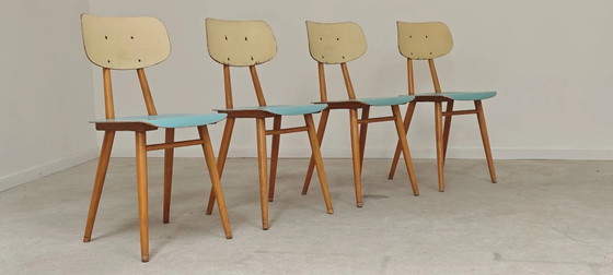Lot de 4 chaises en bois bleu clair TON Bystrice (Thonet), lot 2. – Chaises de salle à manger, Wood (photo 8 of 22)