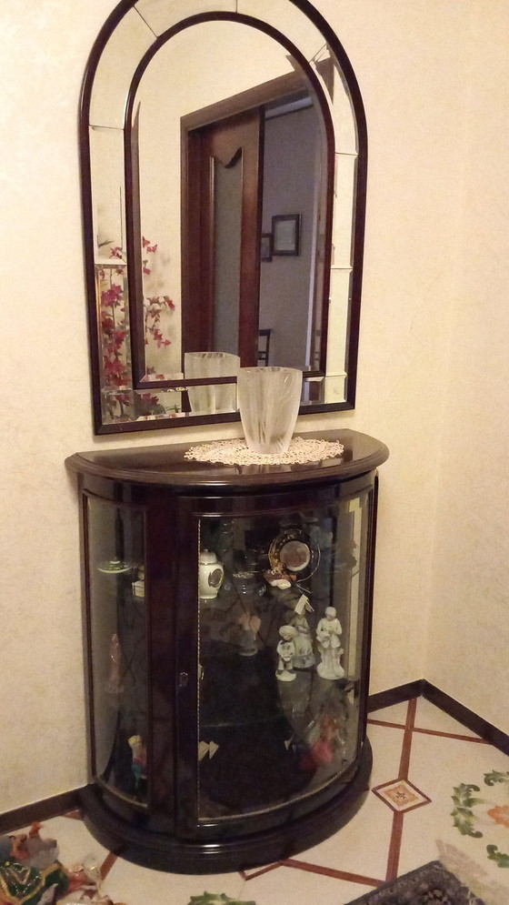 Image 1 of Consola semicircular y espejo de los años 70.