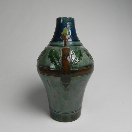 Flemish Art Deco vase with acorn and oak leaf motifs, 1920s