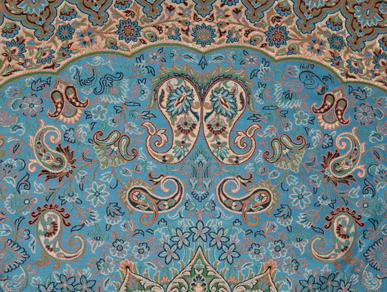 Image 1 of Oriental Handmade Tablecloth, Very Finely Crafted from Silk Threads, 100 x 100 cm