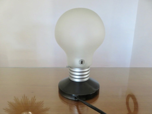 Lámpara bombilla Ikea "blinda" estilo Ingo Maurer, 1990